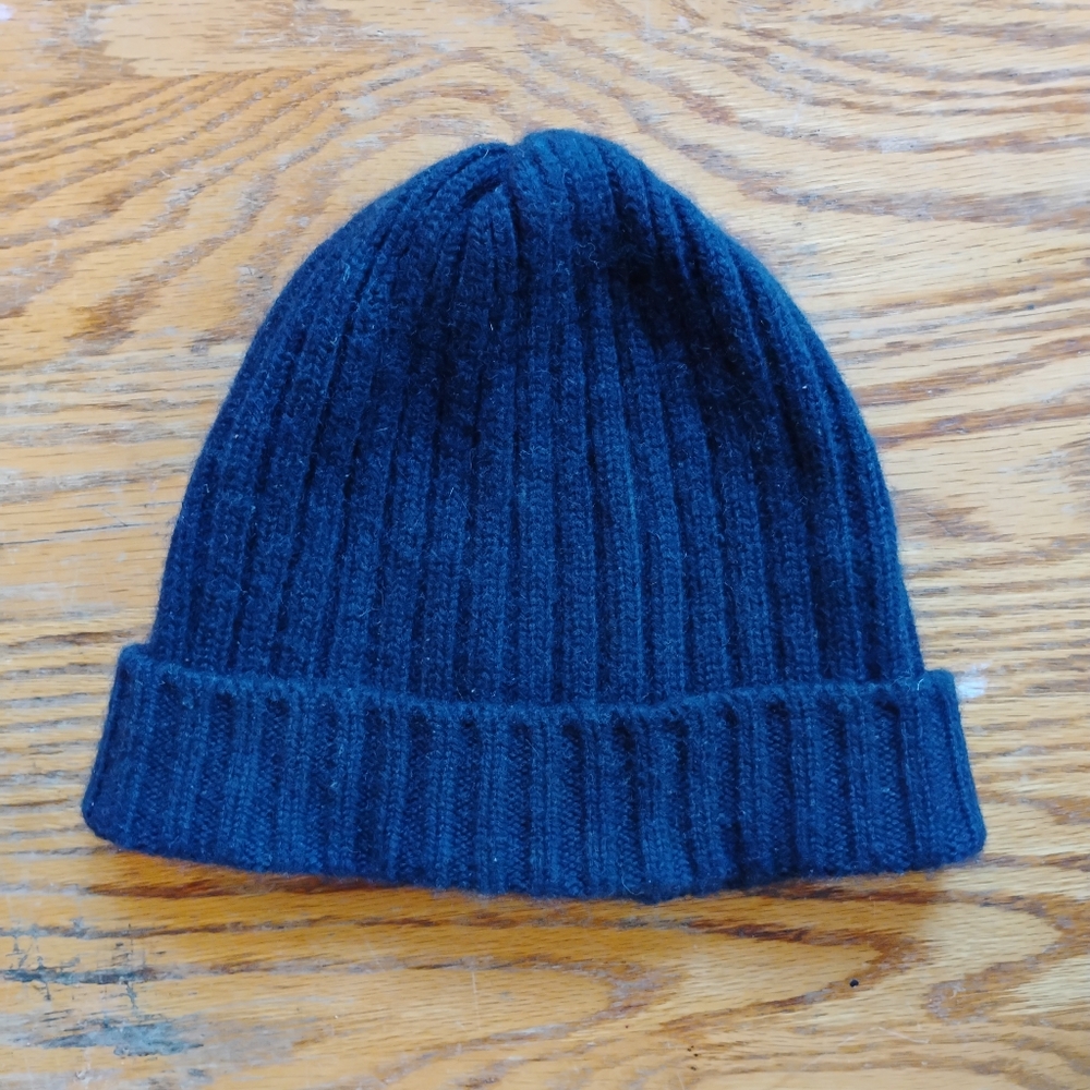 Navy Blue Fedeli Cashmere Rib Knit Beanie Hat